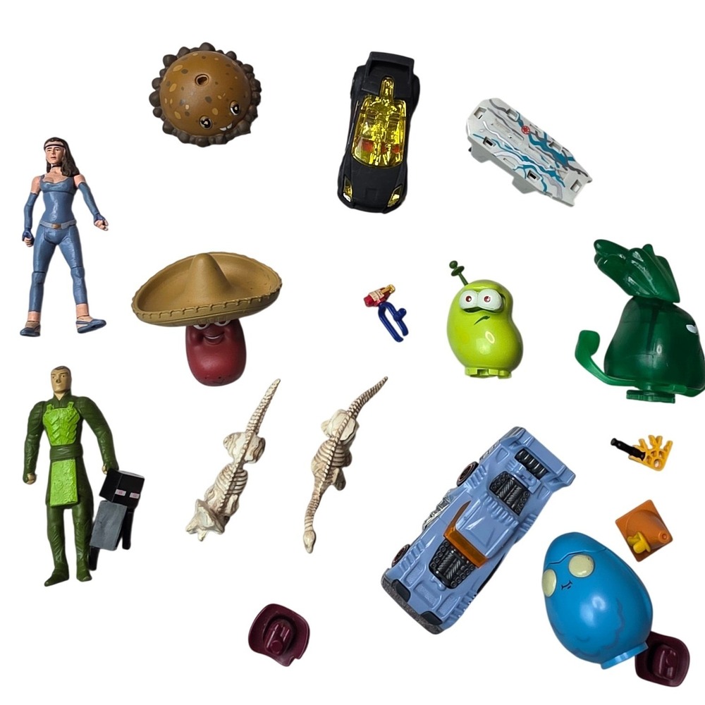 Toy Lot KNEX 2014‎ Minecraft Fox Action Figures Cars Dinosaur Skeletons 15pc A6
